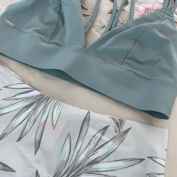 New XS VS PINK Bralette + S cheekster panty - Picture 2 of 7